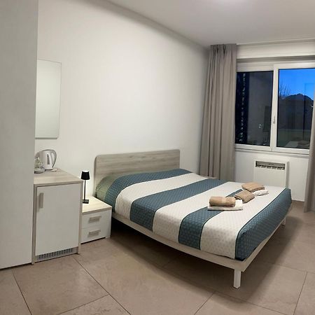 *Veranda'S Rooms* - Free Parking In Central 盧加諾 外观 照片