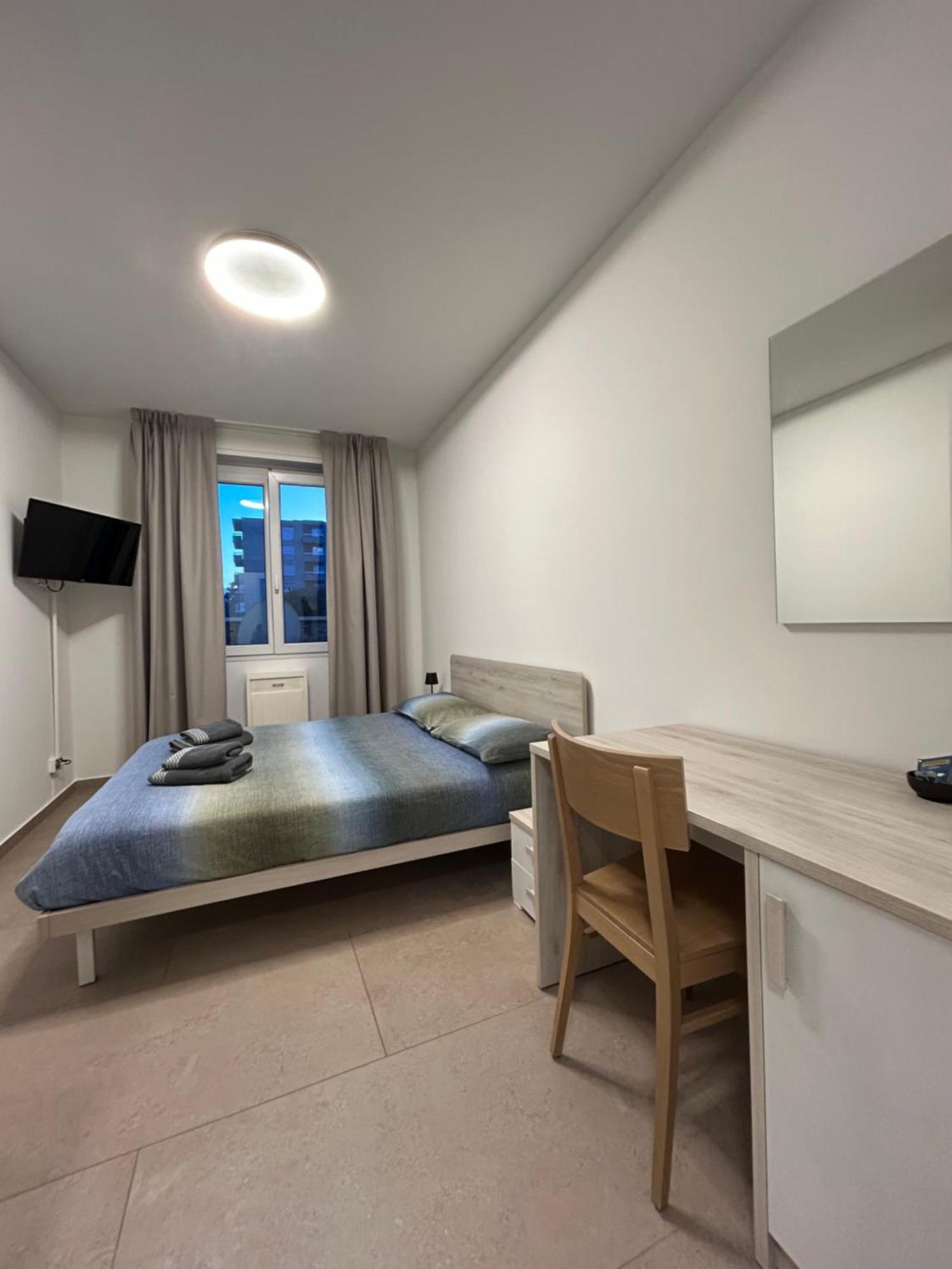 *Veranda'S Rooms* - Free Parking In Central 盧加諾 外观 照片