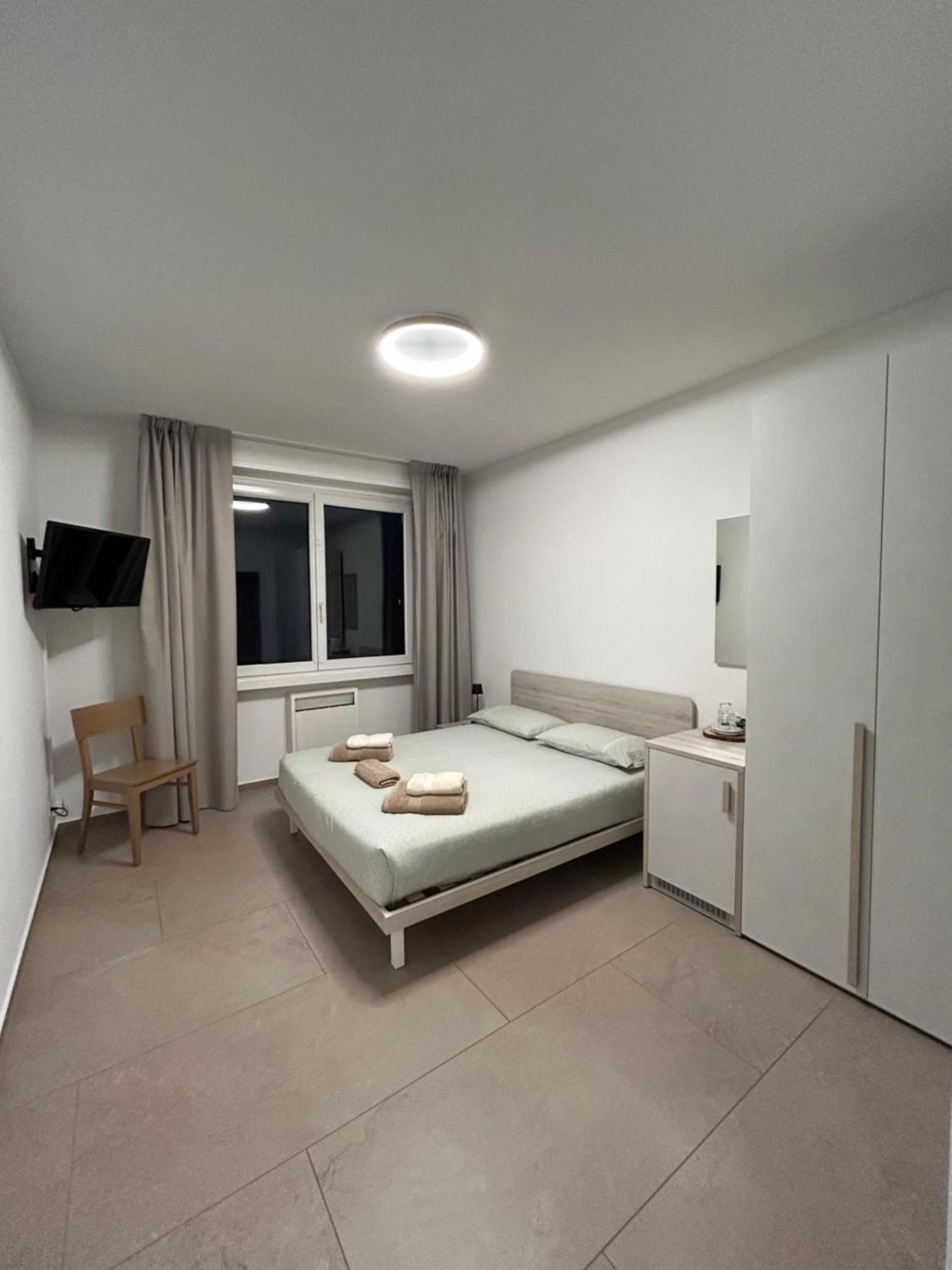 *Veranda'S Rooms* - Free Parking In Central 盧加諾 外观 照片