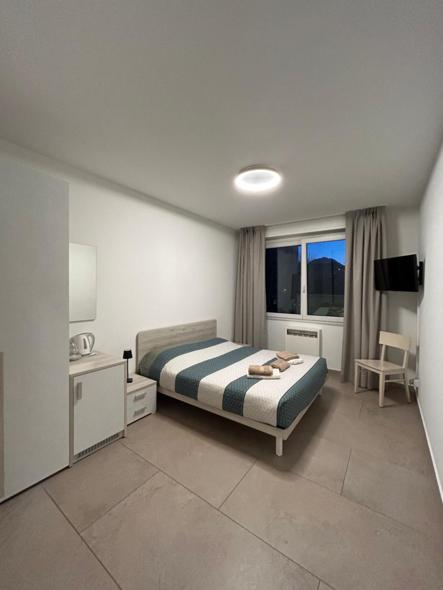 *Veranda'S Rooms* - Free Parking In Central 盧加諾 外观 照片